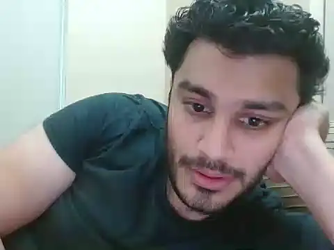 Snapshot of robintoit chatting on December 5, 2025, 7:50 am robintoit online show from December 5, 2025, 7:50 am