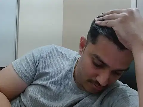 robintoit online show from April 14, 2026, 2:56 pm