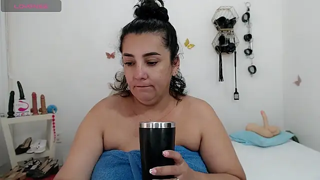 mom hot   online show from May 9, 2026, 6:57 pm