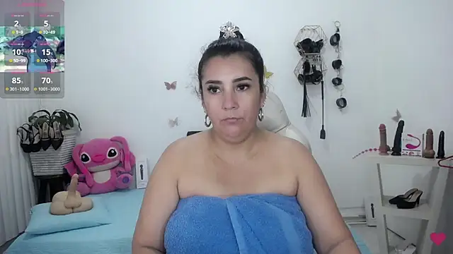 mom hot   online show from May 27, 2026, 4:48 pm