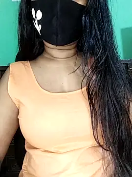 Idhika Paul online show from March 24, 2026, 11:37 am