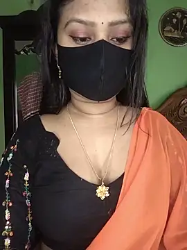 Idhika Paul online show from May 22, 2026, 1:24 am