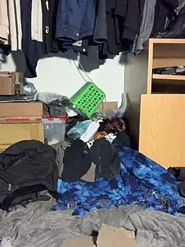 yourdirtysecret 23 online show from November 15, 2025, 2:42 am