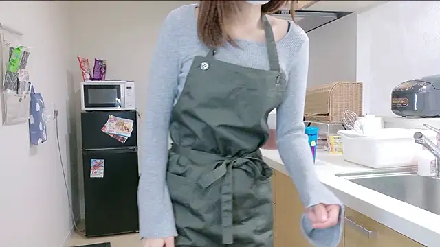 Snapshot of Yui-Ch chatting on December 19, 2025, 12:45 pm Yui-Ch online show from December 19, 2025, 12:45 pm