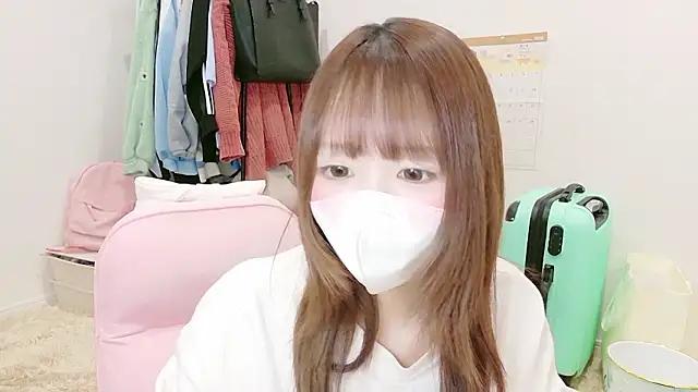 Snapshot of Yui-Ch chatting on February 19, 2026, 2:35 pm Yui-Ch online show from February 19, 2026, 2:35 pm