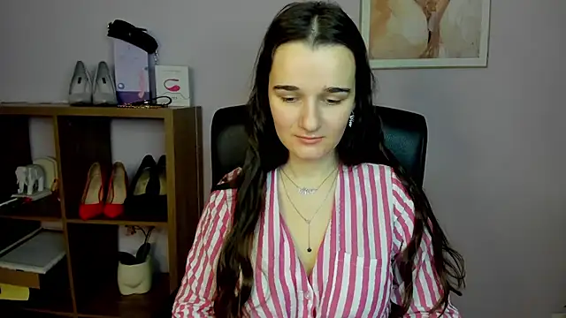 Snapshot of KateDelight chatting on February 16, 2026, 2:35 pm KateDelight online show from February 16, 2026, 2:35 pm