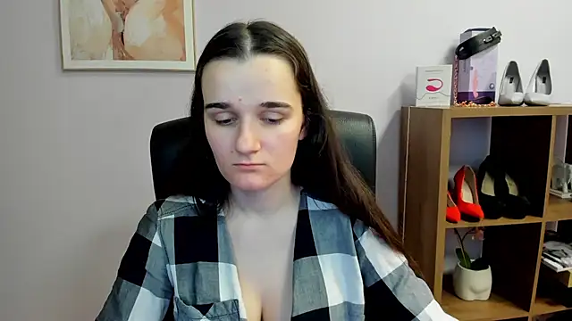 Snapshot of KateDelight chatting on March 8, 2026, 7:50 pm KateDelight online show from March 8, 2026, 7:50 pm