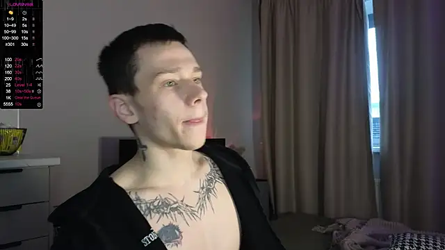 R1mmo   online show from October 28, 2025, 11:36 am