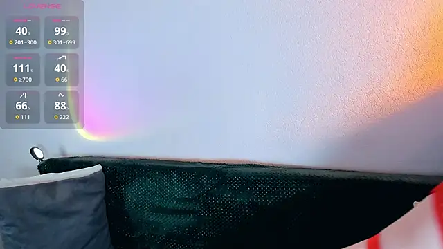 Snapshot of CrystalRey chatting on February 14, 2026, 8:22 am CrystalRey online show from February 14, 2026, 8:22 am