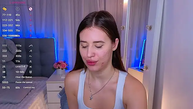 Snapshot of Milkissss chatting on February 25, 2026, 9:46 pm Milkissss online show from February 25, 2026, 9:46 pm