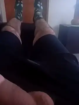 Snapshot of ale5858 chatting on November 23, 2025, 5:24 pm ale5858 online show from November 23, 2025, 5:24 pm