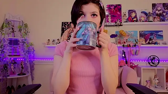 Snapshot of Katya_Zaitseva chatting on November 7, 2025, 1:44 pm Katya Zaitseva online show from November 7, 2025, 1:44 pm