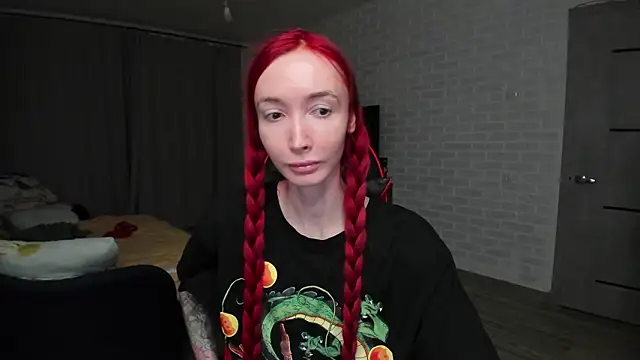 Roxy Silver online show from February 10, 2026, 10:03 pm