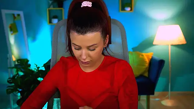 Snapshot of NicoleMun chatting on February 9, 2026, 1:48 pm NicoleMun online show from February 9, 2026, 1:48 pm