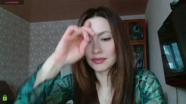 alicia spicy online show from March 14, 2025, 4:10 am