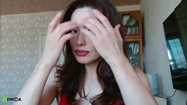 alicia spicy online show from May 18, 2026, 5:57 am