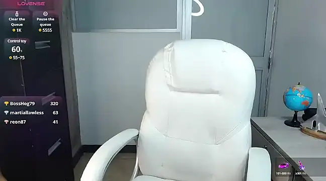 Snapshot of xenia_golden chatting on February 27, 2025, 7:44 am xenia golden online show from February 27, 2025, 7:44 am