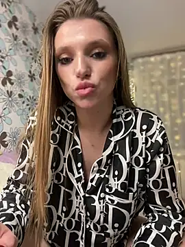 Snapshot of adel_secret chatting on February 1, 2025, 9:51 pm adel secret online show from February 1, 2025, 9:51 pm