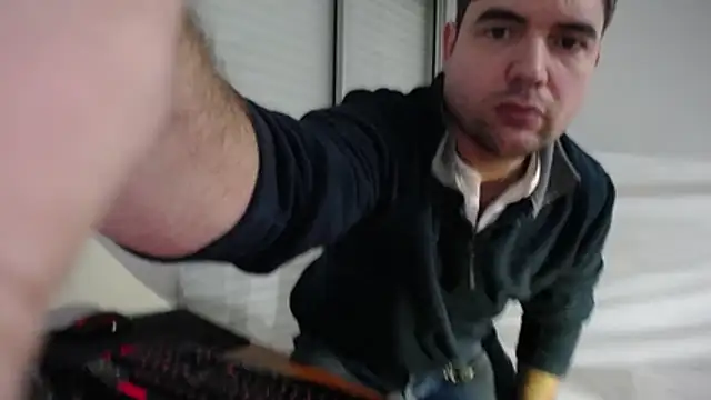 Snapshot of Kohaynewbie chatting on January 15, 2026, 4:55 pm Kohaynewbie online show from January 15, 2026, 4:55 pm