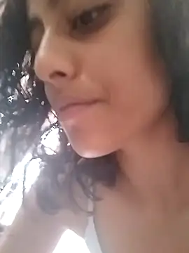 cleopatra-phaedra online show from December 22, 2024, 4:27 pm