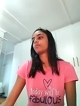 cleopatra-phaedra online show from February 20, 2025, 3:56 am