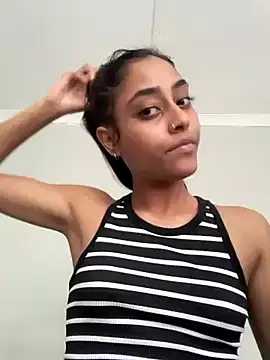 cleopatra-phaedra online show from February 25, 2025, 1:50 pm