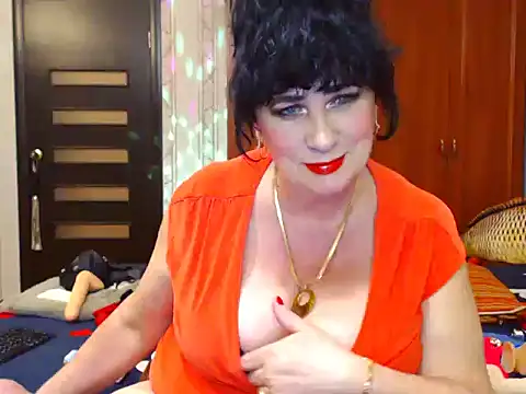 Olvia7985 online show from February 7, 2025, 7:59 pm