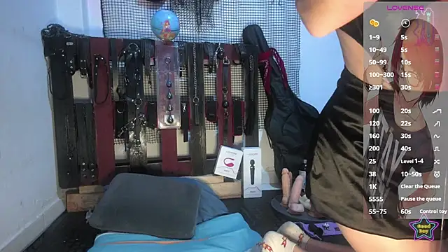 Snapshot of _Hanna_white_ chatting on February 19, 2026, 3:13 am Hanna white online show from February 19, 2026, 3:13 am