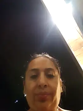 Snapshot of MayraVegas chatting on October 3, 2025, 2:30 am MayraVegas online show from October 3, 2025, 2:30 am