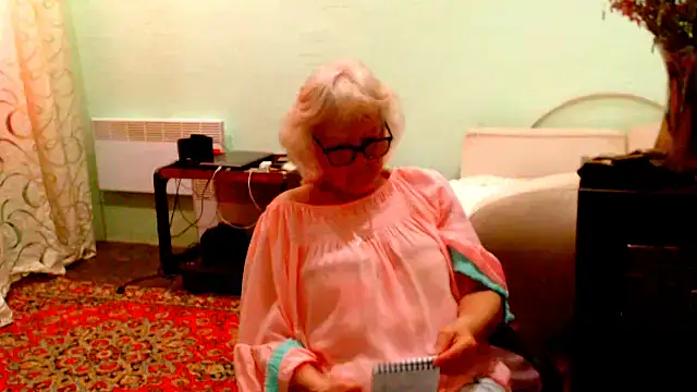 Natali7634 online show from June 14, 2026, 6:59 am