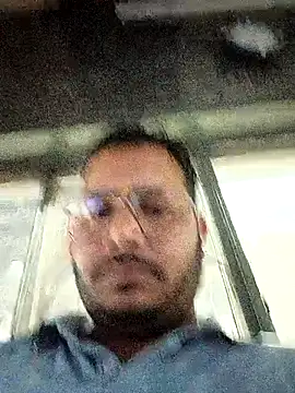 Snapshot of DeepakXxxR86 chatting on February 13, 2026, 7:43 pm DeepakXxxR86 online show from February 13, 2026, 7:43 pm