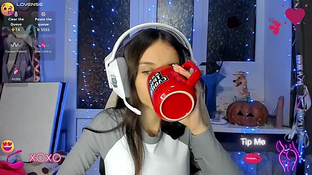  Nika Kik online show from October 29, 2025, 6:31 pm