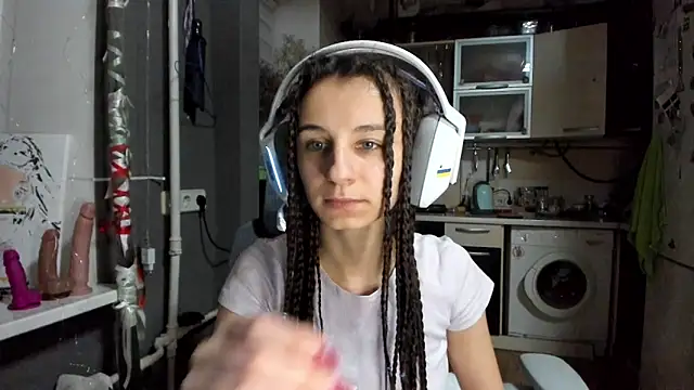  Nika Kik online show from December 14, 2025, 7:40 pm