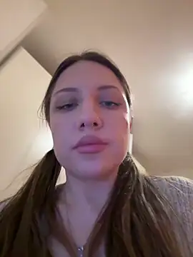 Snapshot of Sashabunny chatting on February 8, 2026, 6:11 pm Sashabunny online show from February 8, 2026, 6:11 pm