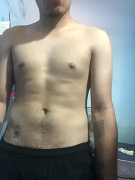 Edanvvv online show from January 12, 2026, 4:23 pm