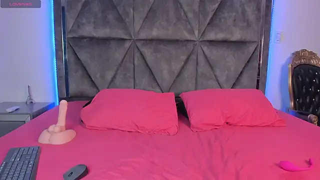 Snapshot of Deiisy_Queen chatting on March 12, 2025, 7:28 pm Deiisy Queen online show from March 12, 2025, 7:28 pm