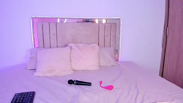 Snapshot of Deiisy_Queen chatting on November 19, 2025, 7:47 pm Deiisy Queen online show from November 19, 2025, 7:47 pm