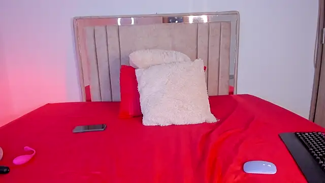 Snapshot of Deiisy_Queen chatting on December 18, 2025, 8:04 pm Deiisy Queen online show from December 18, 2025, 8:04 pm