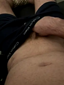 Straightlad95 online show from November 25, 2025, 9:48 pm