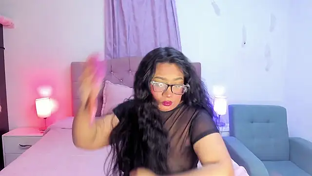 Latinabombsheell online show from January 7, 2026, 4:15 am