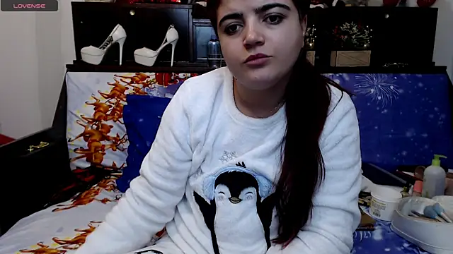 Snapshot of Anasunshine12 chatting on January 2, 2025, 10:01 pm Anasunshine12 online show from January 2, 2025, 10:01 pm