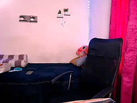 Snapshot of Verushka_Stanford chatting on February 28, 2026, 7:48 pm Verushka Stanford online show from February 28, 2026, 7:48 pm