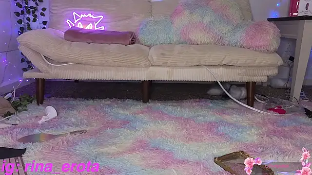 Snapshot of yummyrina chatting on February 9, 2026, 2:21 pm yummyrina online show from February 9, 2026, 2:21 pm