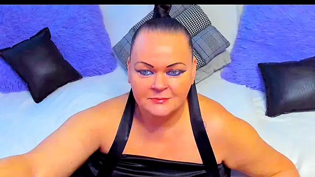 MilanaBiegert online show from November 24, 2025, 7:52 am