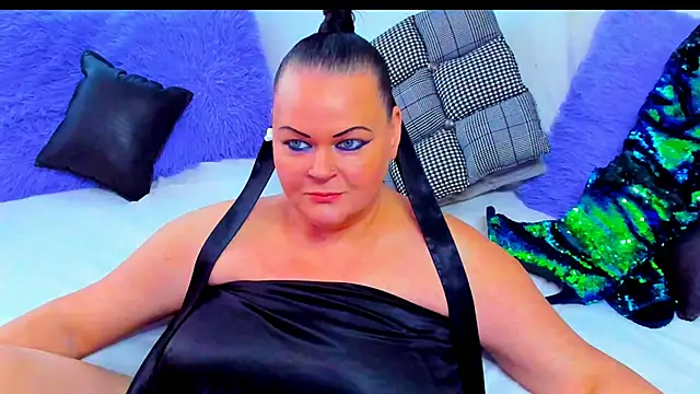 MilanaBiegert online show from November 28, 2025, 8:28 am