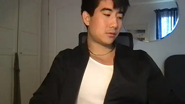 Snapshot of jungcock3210 chatting on October 21, 2025, 10:38 am jungcock3210 online show from October 21, 2025, 10:38 am