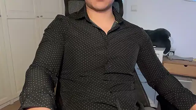 Snapshot of jungcock3210 chatting on November 6, 2025, 7:42 am jungcock3210 online show from November 6, 2025, 7:42 am