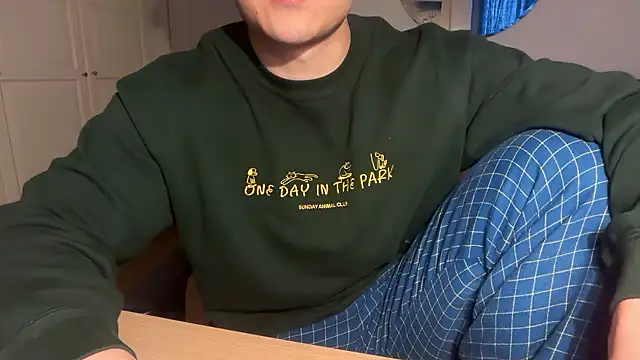 jungcock3210 online show from January 8, 2026, 2:41 pm