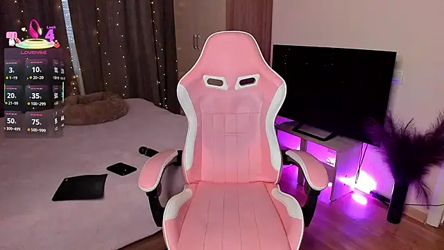 Snapshot of Jane_Paws chatting on December 5, 2025, 3:15 am Jane Paws online show from December 5, 2025, 3:15 am