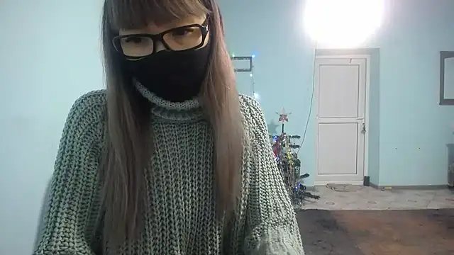 elllaaxx online show from January 5, 2025, 5:30 am